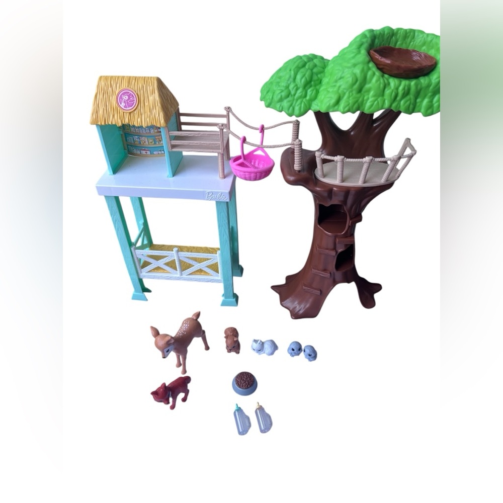 2016 Barbie Careers Animal Rescue Doll and Playset Incomplete